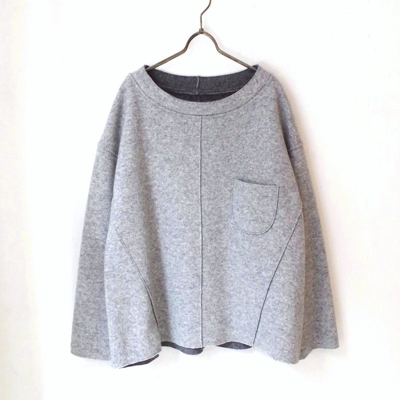 【日本製】ウールリバーシブルプルオーバー　light gray & dark gray - 女上衣/長袖上衣 - 其他材質 灰色