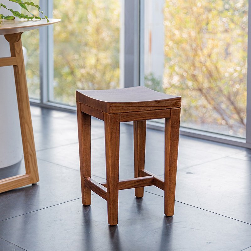 [STRAUSS] - Yuwa low stool - seat height 45cm. Four colors optional - เฟอร์นิเจอร์อื่น ๆ - ไม้ สีนำ้ตาล
