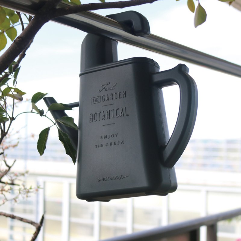 【SPICE】日本園藝 可吊掛園藝澆水壺- 深灰色 (1.7L) - 植栽/盆栽 - 塑膠 灰色