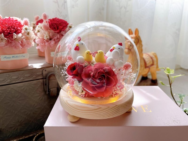 永生花 水晶球 玻璃罩。結婚 入厝 開店 帶路雞 可開燈 小夜燈 - 乾燥花/永生花 - 植物．花 紅色