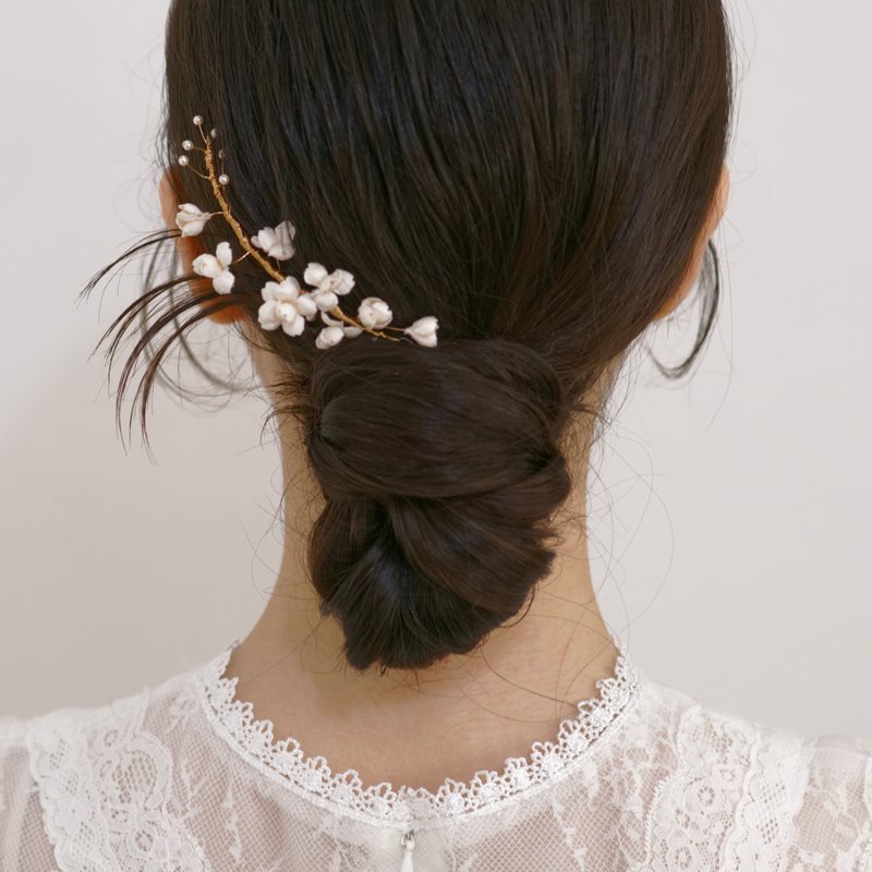 Pleasure | Exquisite and Elegant Small Floral Hair Ornament - เครื่องประดับผม - เรซิน ขาว