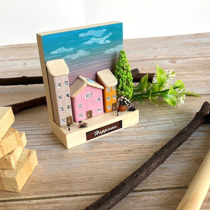 set of miniature house with sky scenes decorated with model tree and clay pot. - Items for Display - Wood Multicolor