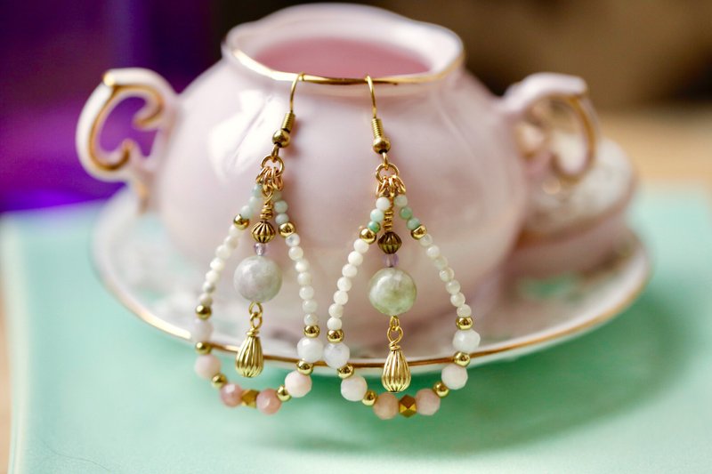 ||粉彤||水滴型垂墜銅耳環。碧璽/粉蛋白石/紫水晶/母貝 - 耳環/耳夾/耳骨夾 - 水晶 粉紅色