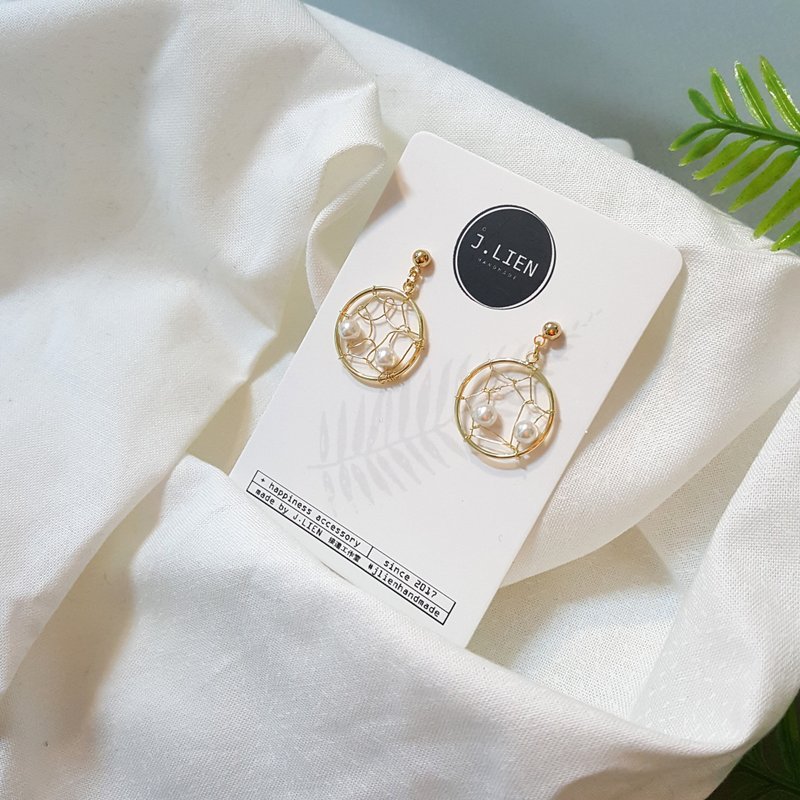 Golden silk dream catcher pearl ear pin / ear clip handmade earrings Korea direct - Earrings & Clip-ons - Other Metals Gold