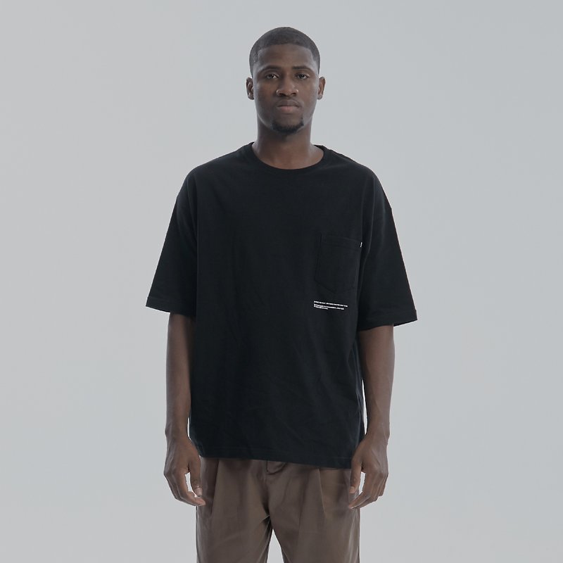 DYCTEAM-Short TEE Fifth Pocket (BK) - เสื้อยืดผู้ชาย - ผ้าฝ้าย/ผ้าลินิน สีดำ