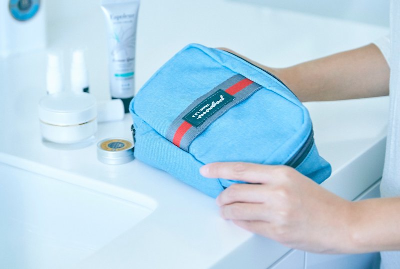 TRAVO 1.5 提把式化妝包 - 丹寧藍 - 化妝包/收納袋 - 聚酯纖維 藍色