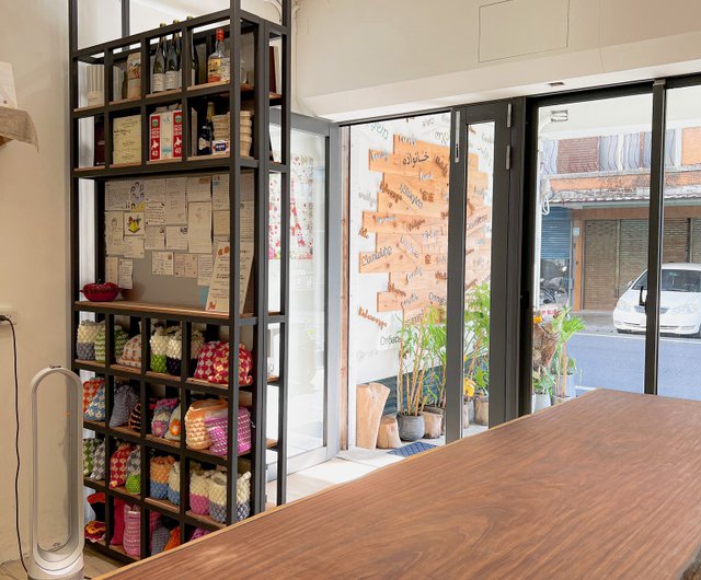 丸太/アフリカンチークの木の大型木製テーブル/ダイニング