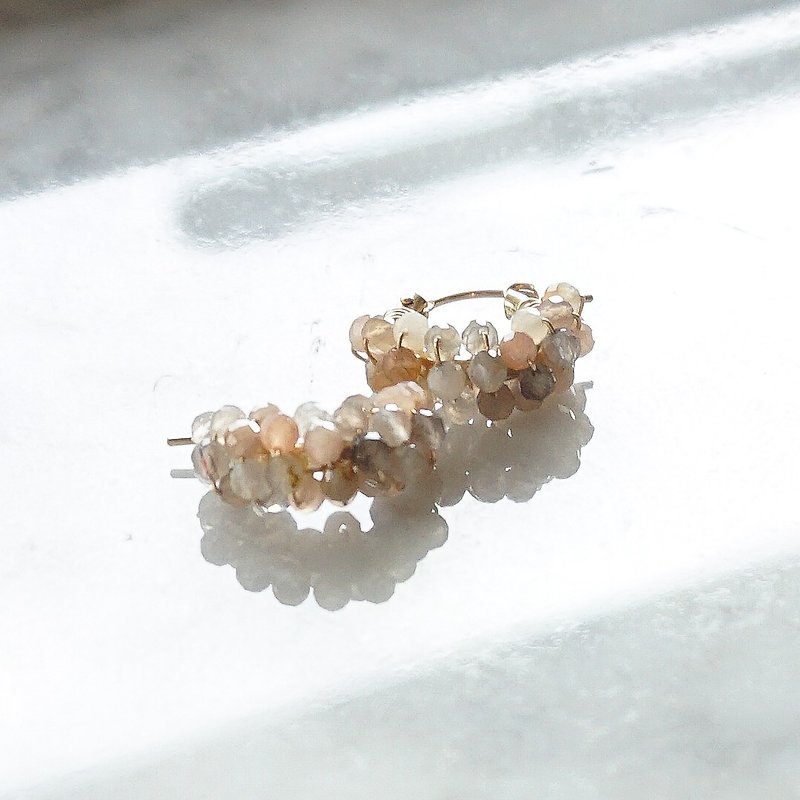 14kgf multi colors Moonstone pave pierced earrings / clip on earrings - ต่างหู - เครื่องเพชรพลอย สีส้ม