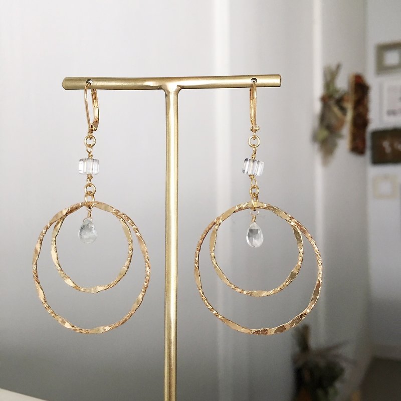 Aquamarine and Crystal quartz earrings - 耳環/耳夾 - 水晶 金色