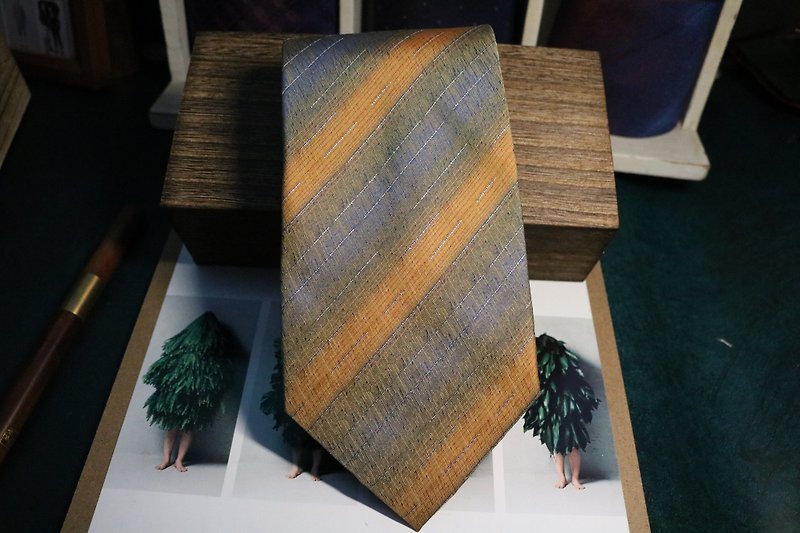 Temperament striped silk tie business men's dress necktie - Ties & Tie Clips - Silk Brown