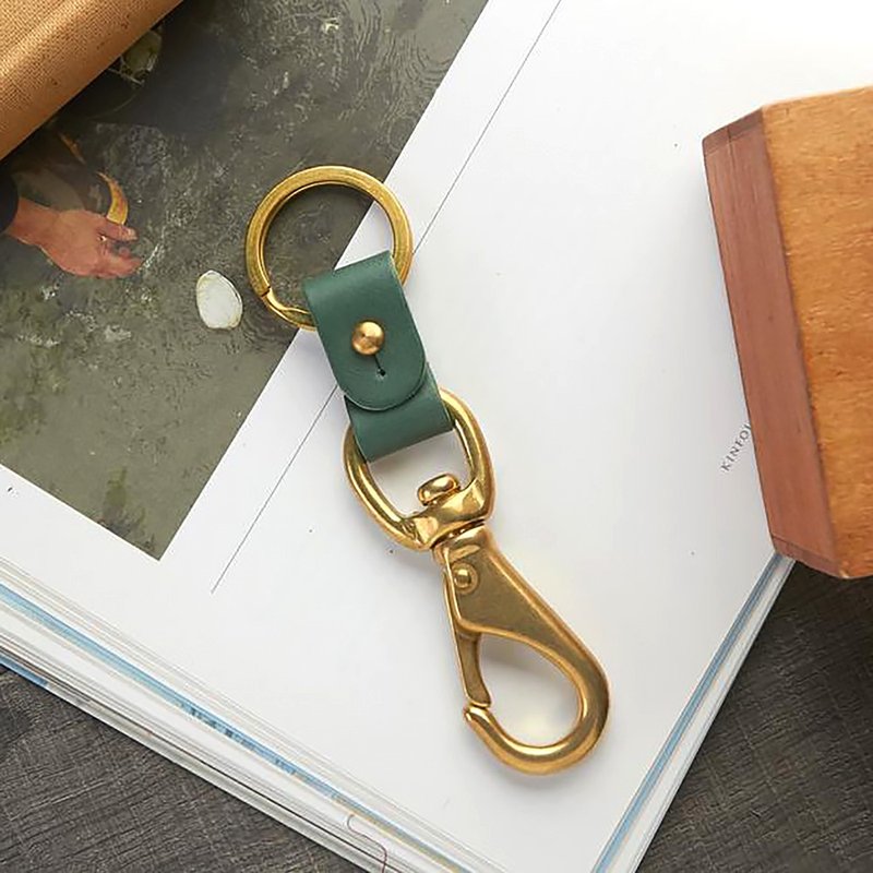 パーソナライズされたネームタグ付きレザーラップ真ちゅう製カラビナクリップ - キーホルダー・キーケース - 革 グリーン