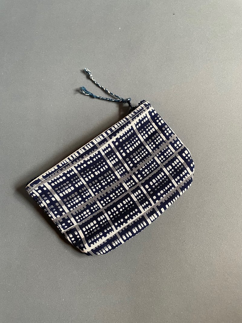 Handmade kofu coin pouch window pattern handmade kofu coin pouch - กระเป๋าใส่เหรียญ - ผ้าฝ้าย/ผ้าลินิน สีน้ำเงิน