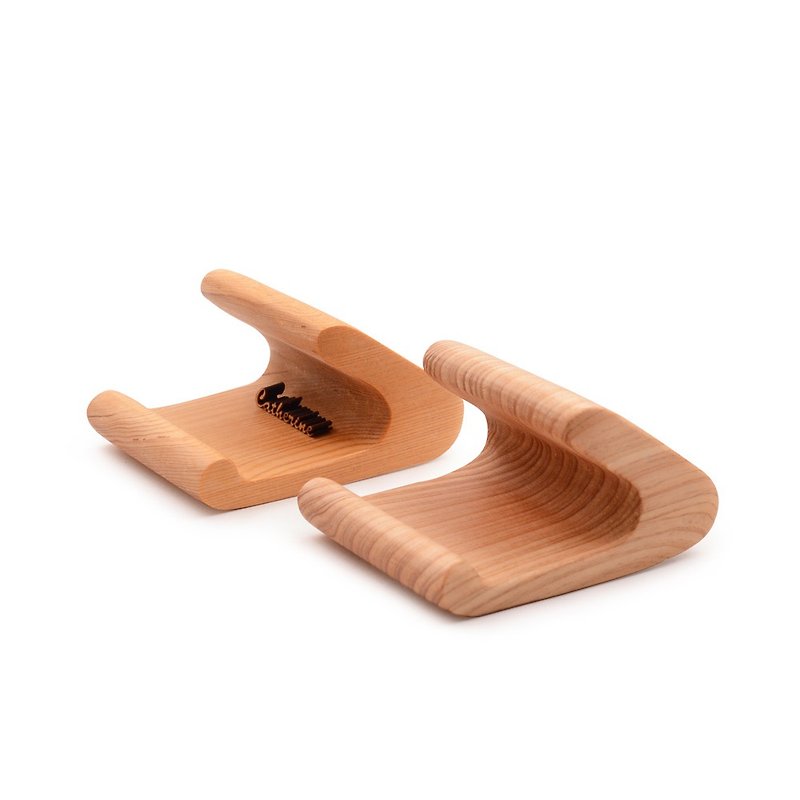Taiwan cypress mobile phone holder L-shaped | solid wood mobile phone holder business card holder can be customized three-dimensional English characters - ที่ตั้งบัตร - ไม้ สีทอง