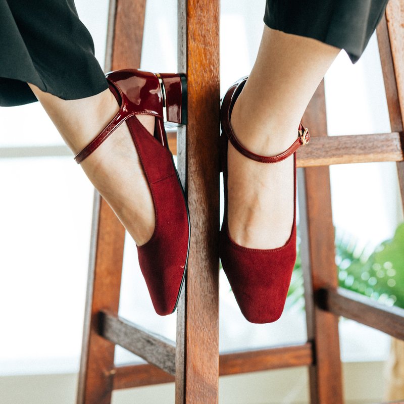 Intelligent splicing lace-up two-centimeter low-heeled shoes | Burgundy velvet | Taiwan genuine leather handmade shoes MIT - รองเท้าส้นสูง - หนังแท้ สีแดง