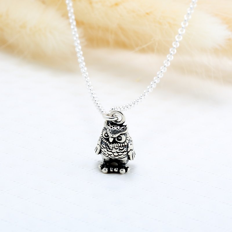 Wisdom Owl s925 sterling silver necklace Valentine's Day gift - สร้อยคอ - เงินแท้ สีเงิน