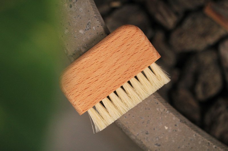 nail brush - Bathroom Supplies - Wood Khaki