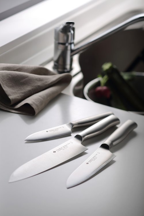 Out-of-print spot Sanrio authorized HelloKitty knife set-chef's knife + fruit  knife with knife set - Shop hellolife Knives & Knife Racks - Pinkoi