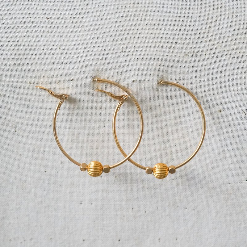 [Small rolls for hand / paper art / jewelry] basic models wild simple Bronze earrings - ear ring-type pin - Earrings & Clip-ons - Copper & Brass Gold