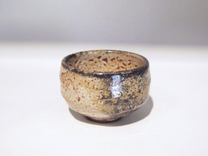 志野茶碗+志野特大馬克杯 各一件 - 茶壺/茶杯/茶具 - 陶 卡其色