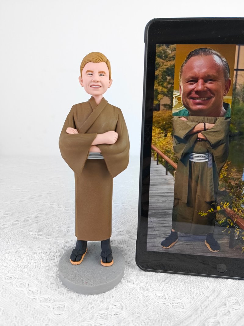 父親 爺爺 長輩 生日禮物訂製 客製化 人偶 公仔 似颜绘 照片擺飾 - 公仔/玩偶 - 黏土 多色