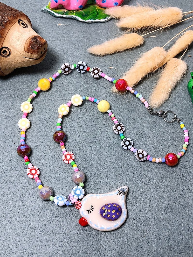 幸運鳥 手作黏土項鍊 陶土 手繪捏製 鋼絲線不銹鋼釦 串珠 - 項鍊 - 黏土 白色