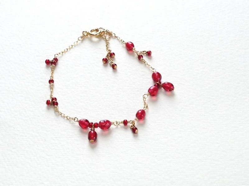 紅色果實手鍊手環（bracelet） - 手鍊/手環 - 玻璃 紅色