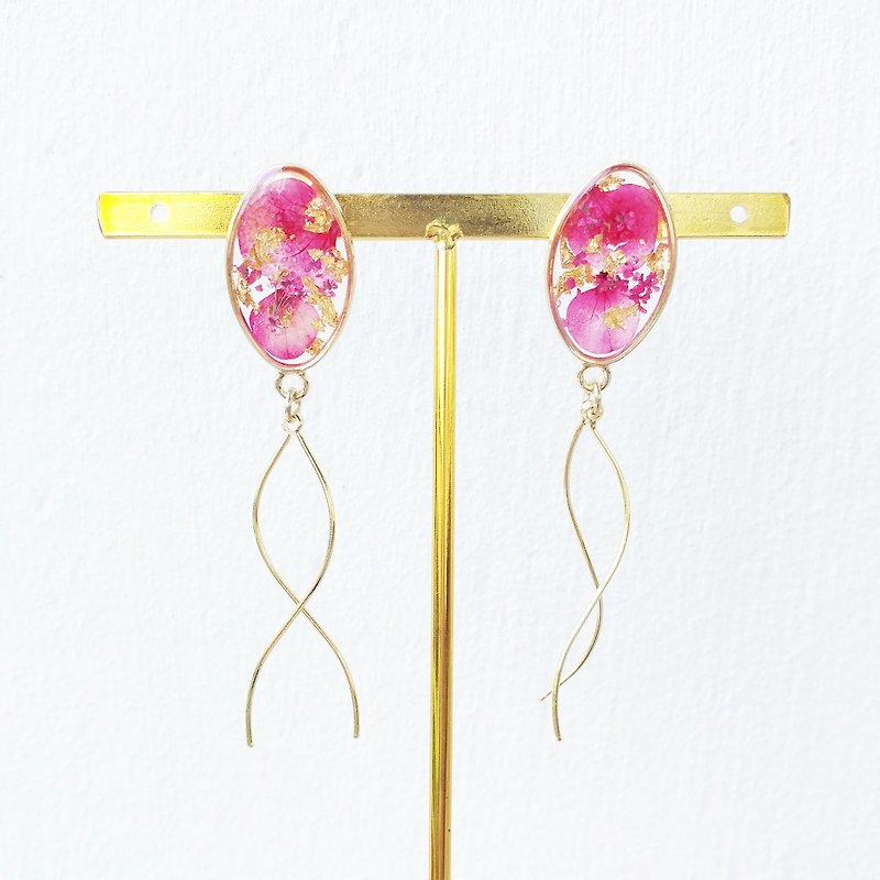 Eternal Flower Series - Eternal Flower Copper Wire Earrings / Ear Clips - Earrings & Clip-ons - Other Materials Multicolor