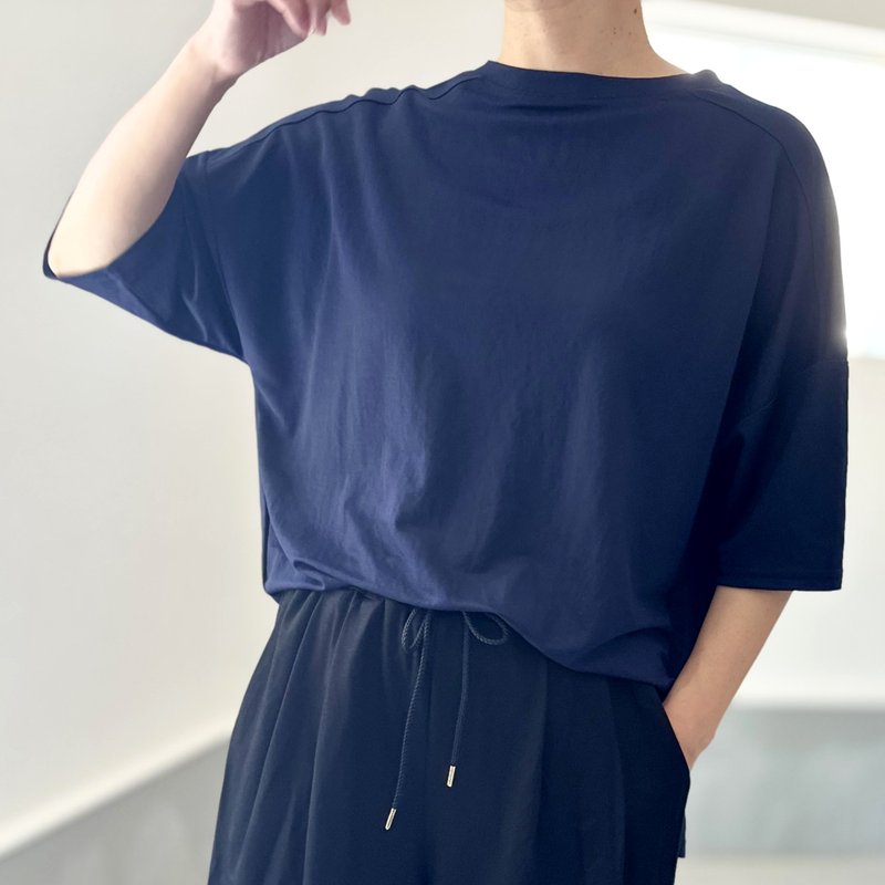 【接触冷感】サイドスリット オーバーサイズ半袖プルオーバー 5色展開【ネイビー】2025リデザイン - 女 T 恤 - 尼龍 藍色