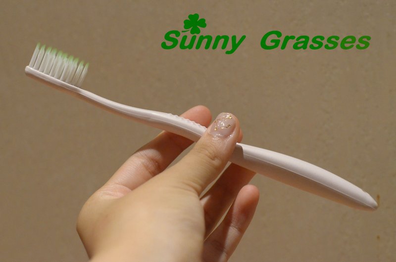 Green He Bamboo Powder Toothbrush (three pieces/set) - แปรงสีฟัน - ไม้ไผ่ สึชมพู