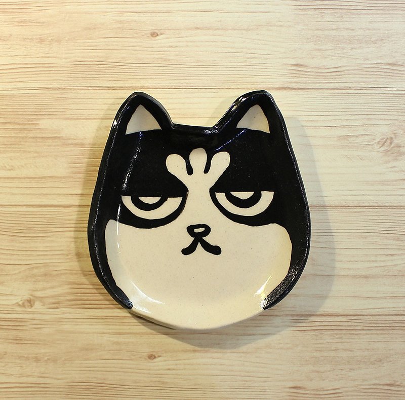 レンジャー犬皿 - 小皿 - 陶器 ブラック