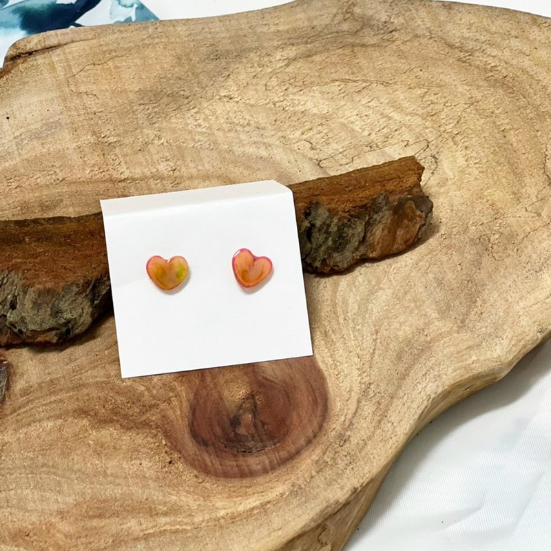 love earrings / pair - Earrings & Clip-ons - Resin Red