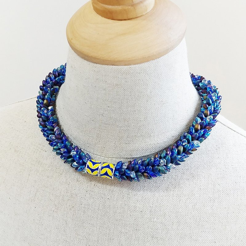So Close At Heart Collar Necklace / Statement Necklace for Party or Anniversary - Chokers - Other Materials Blue