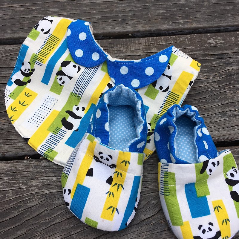 Panda love bamboo ball gift box - toddler shoes + bibs - Baby Gift Sets - Cotton & Hemp Blue