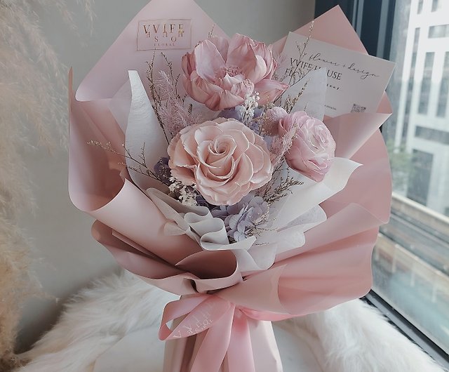 Dried Light Pink Roses Bunch