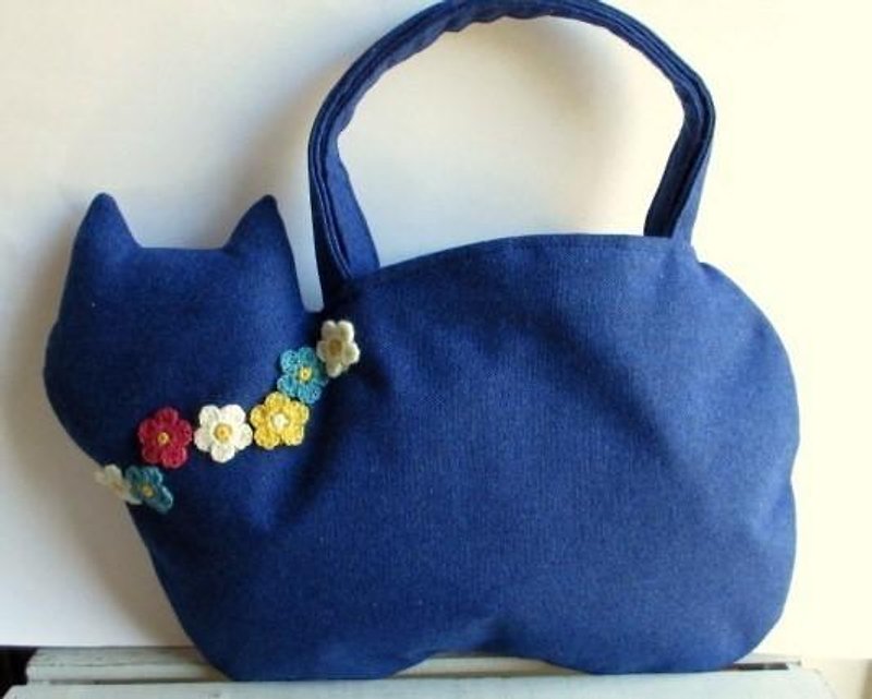 Wool blue cat bag of C * flower with motif - Handbags & Totes - Cotton & Hemp Blue