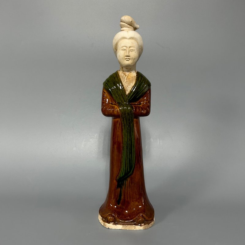 Tang Dynasty Tri-Colored Female Attendant Figurines - Items for Display - Pottery Khaki