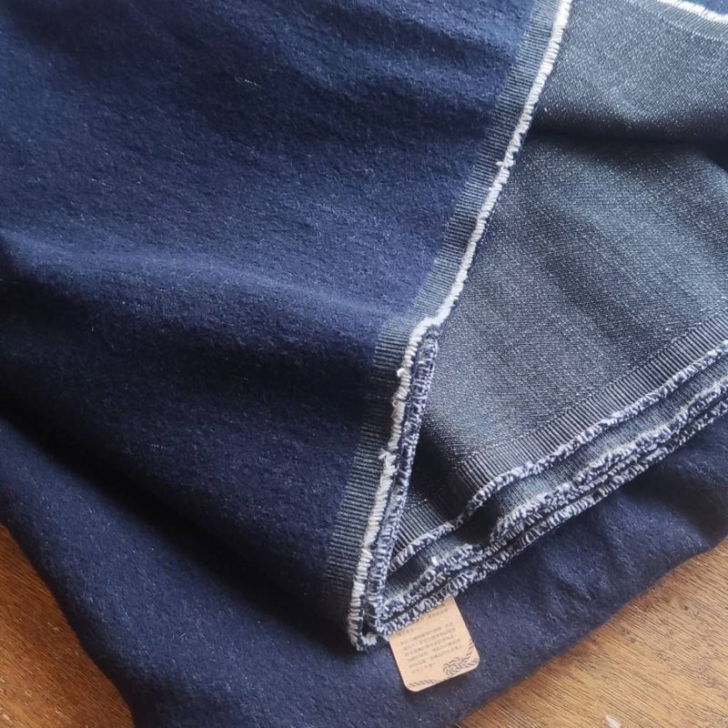 靛藍 厚磅棉+羊毛刷絨丹寧布 - 編織/刺繡/羊毛氈/縫紉 - 羊毛 藍色