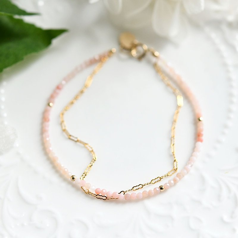 Double bracelet of Stone mini pink opal and Nami chain that enhances the beloved element