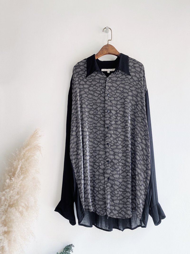 純黑波點水紋寬鬆微透膚 古著翻領純絲襯衫上衣 vintage Shirt - 女襯衫 - 絲．絹 黑色