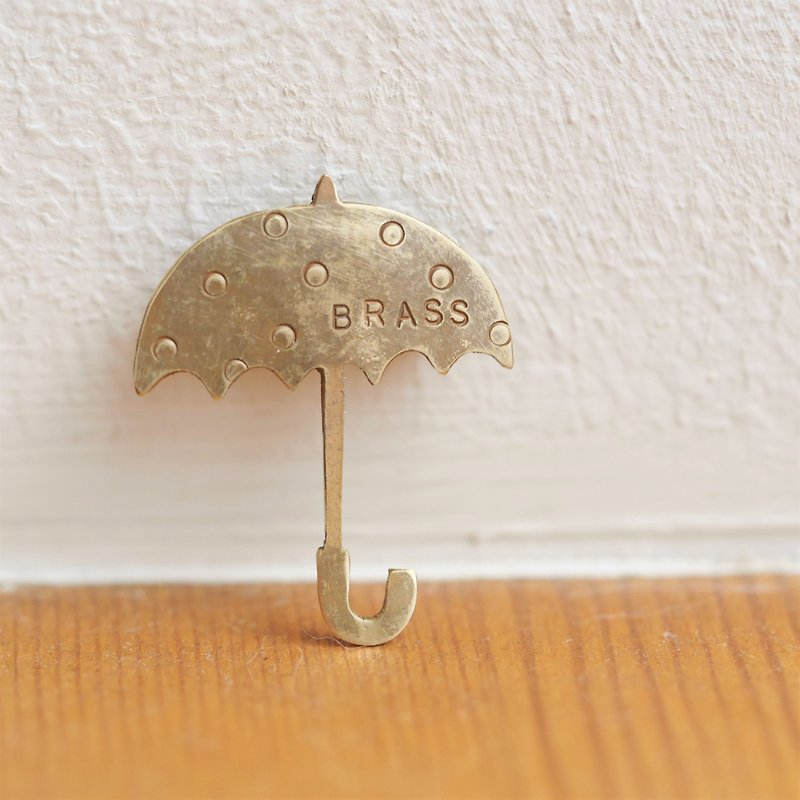 Umbrella Chibi Brooch Material Brass