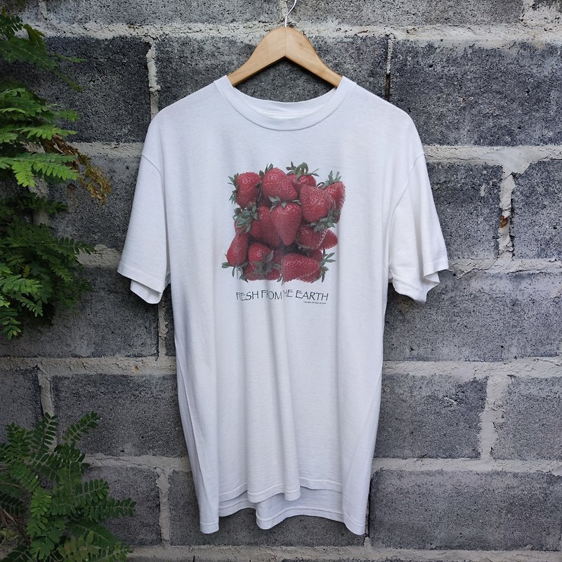 เสื้อยืดวินเทจ 90s Fresh From The Earth Strawberry Print T-Shirt - เสื้อยืดผู้ชาย - ผ้าฝ้าย/ผ้าลินิน ขาว