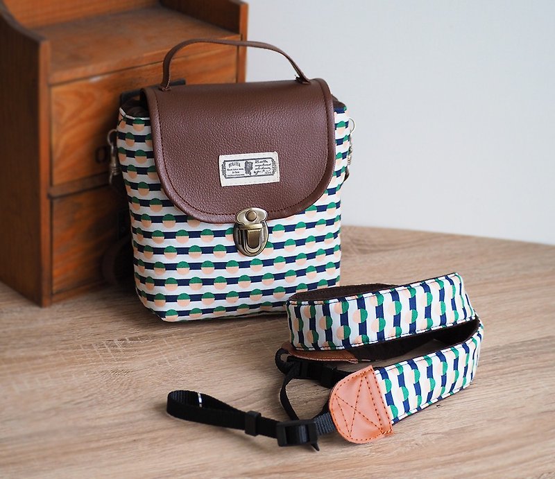Goody Bag - Autumn Sun Bag Nordic Stripe Square Camera Bag + Camera Strap Combination - Camera Bags & Camera Cases - Cotton & Hemp Green