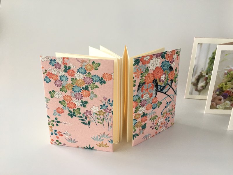 Accordion shape photo album, Kimono , A6 - Photo Albums & Books - Silk Pink