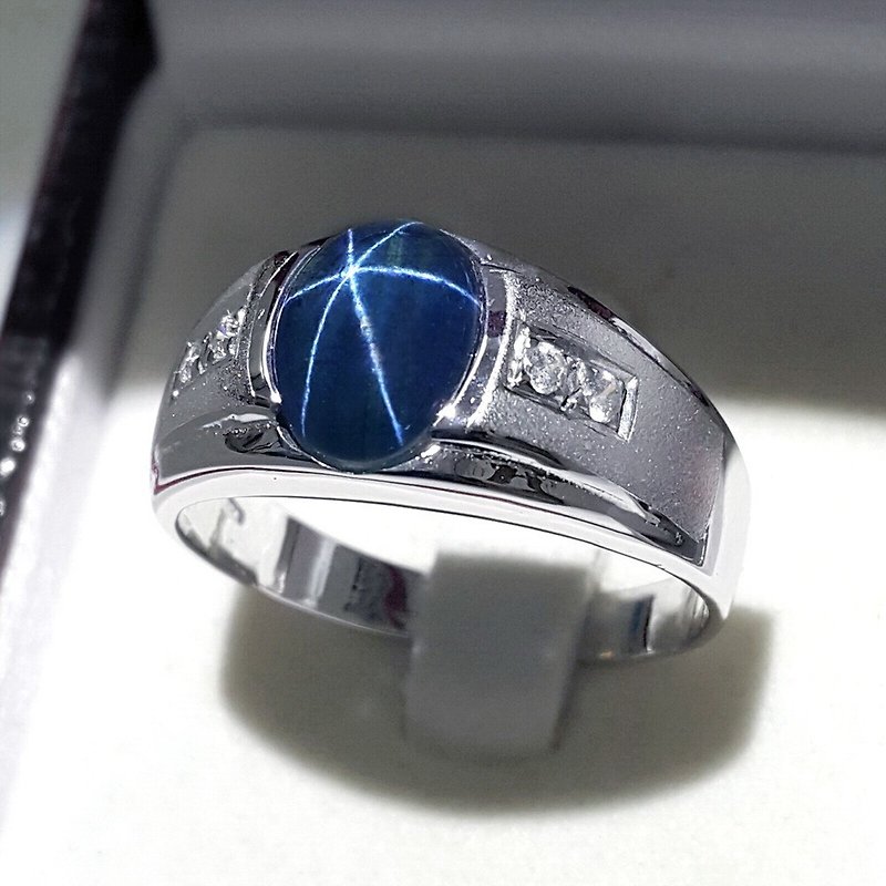 9 x 7 มิล พลอยแท้น้ำเงินสตาร์แหวนเงินแท้ 925  แหวนแต่งงานหรือแหวนวันเกิด - แหวนทั่วไป - เงินแท้ สีน้ำเงิน