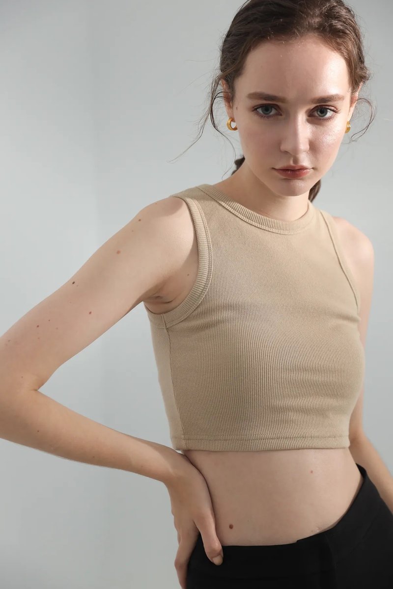 Classic Ribbed Crop Top - Sand - เสื้อกั๊กผู้หญิง - ผ้าฝ้าย/ผ้าลินิน สีกากี