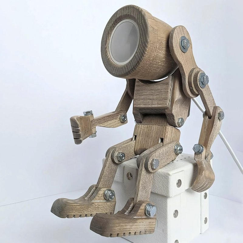 Wooden Table Eco-friendly Adjustable Robot Lamp for Child's & Living Room, Cafe - โคมไฟ - ไม้ 