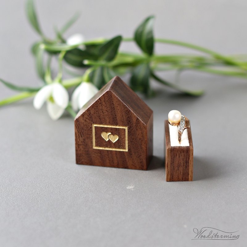 Slim house proposal ring box with gold color hearts, pocket size engagement box - กล่องเก็บของ - ไม้ 