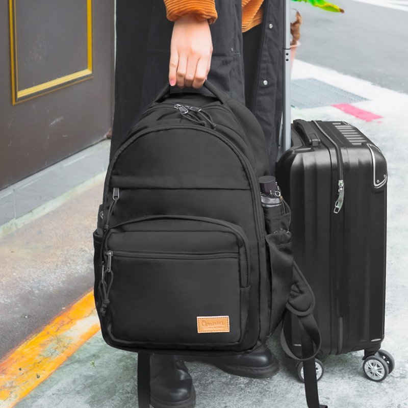 輕旅行大容量收納款筆電後背包(黑色) - 背囊/背包 - 尼龍 