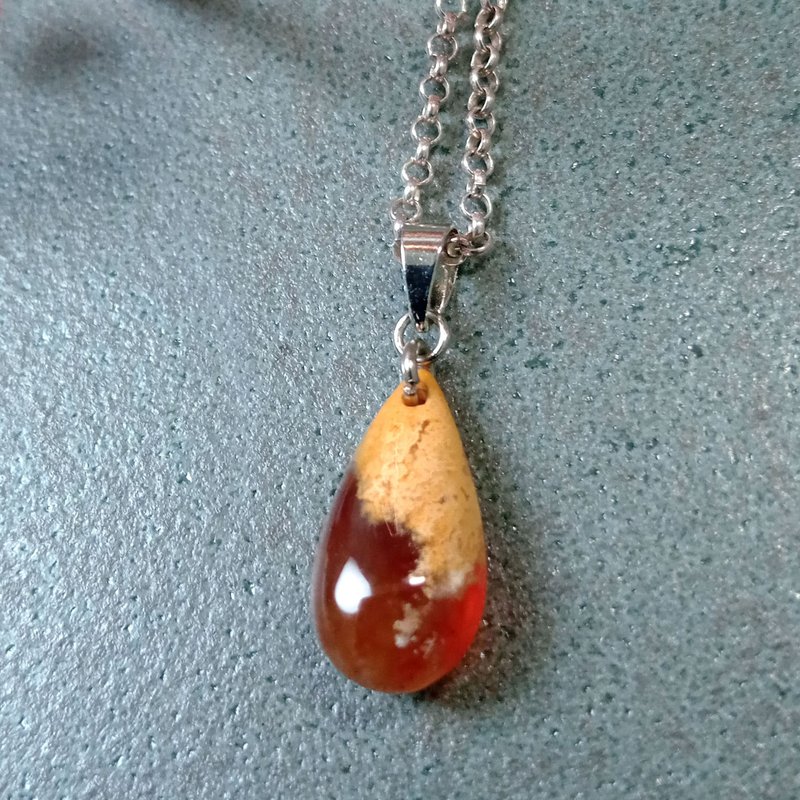 Geometric Design Pendant - Teardrop Coconut Jade / Drip Stone Teardrop Necklace Simple - สร้อยคอ - หยก สีแดง