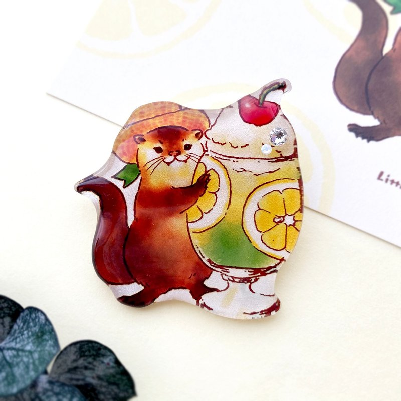 otter brooch　カワウソのブローチ - 胸針 - 塑膠 咖啡色